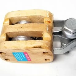 North Pacific Double Wood Block With Shackle